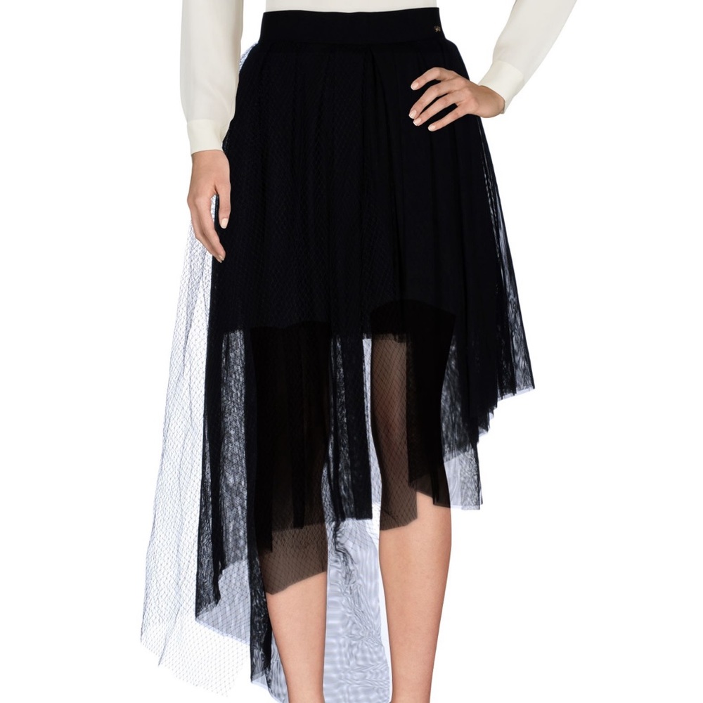 Relish skirt.